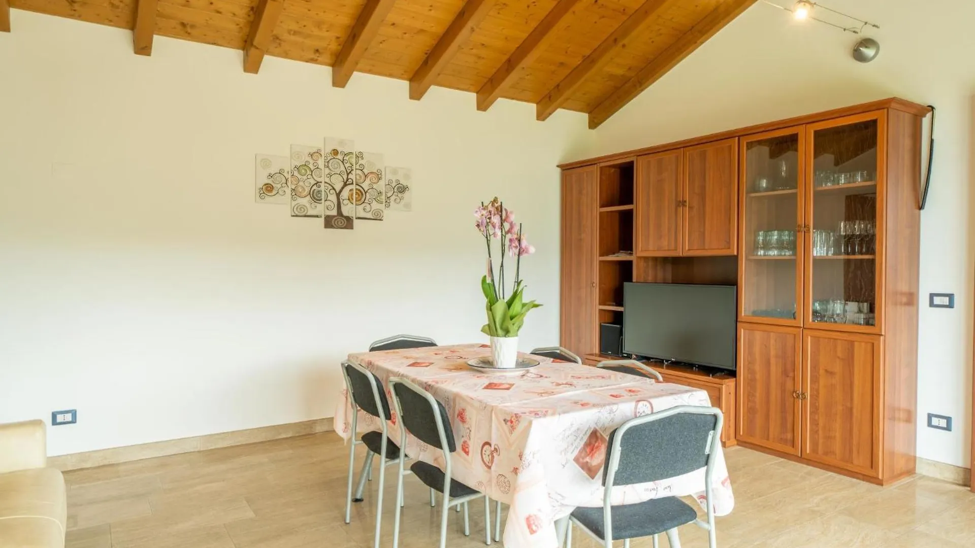 Apartment Tondo-2 By Interhome Castelveccana Italy